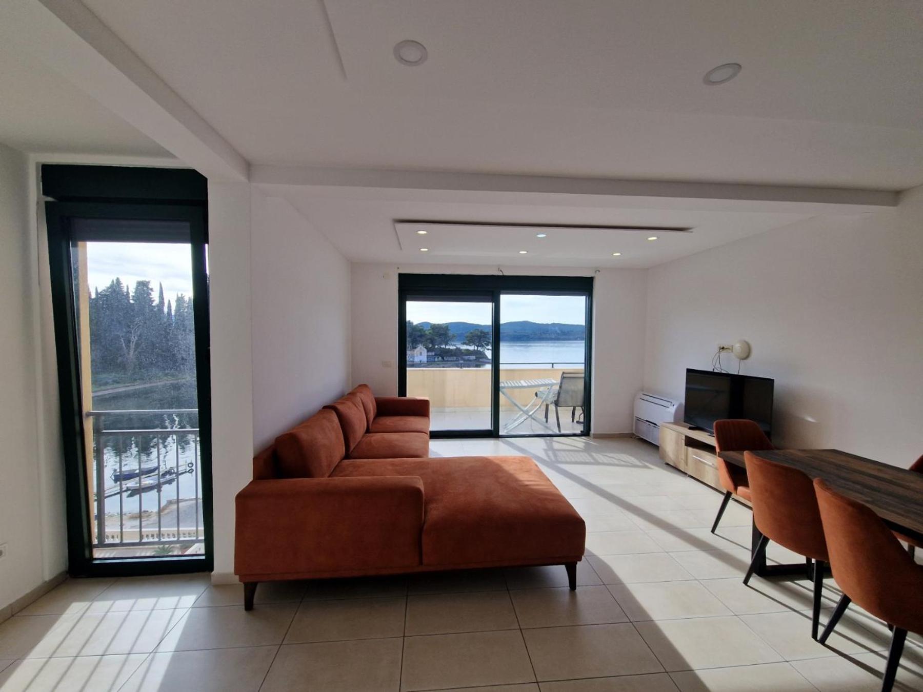 Tondo Apartment Tivat Exterior foto